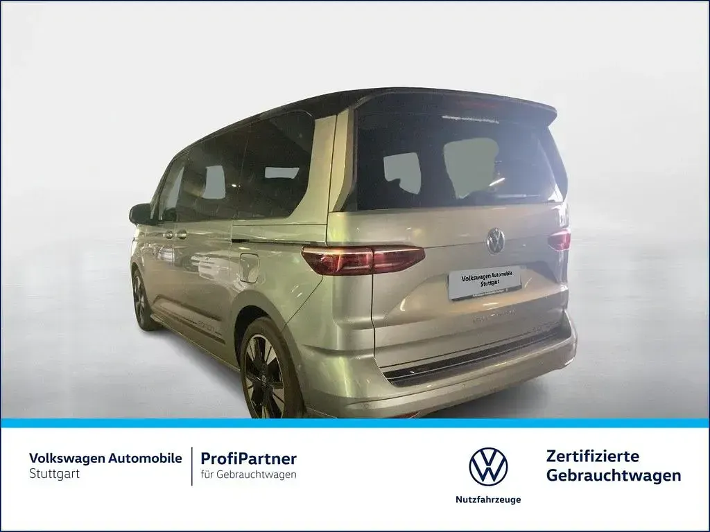 Gebraucht VW Multivan Edition 150 PS (110 kW) 2026 Silber Van / Kleinbus