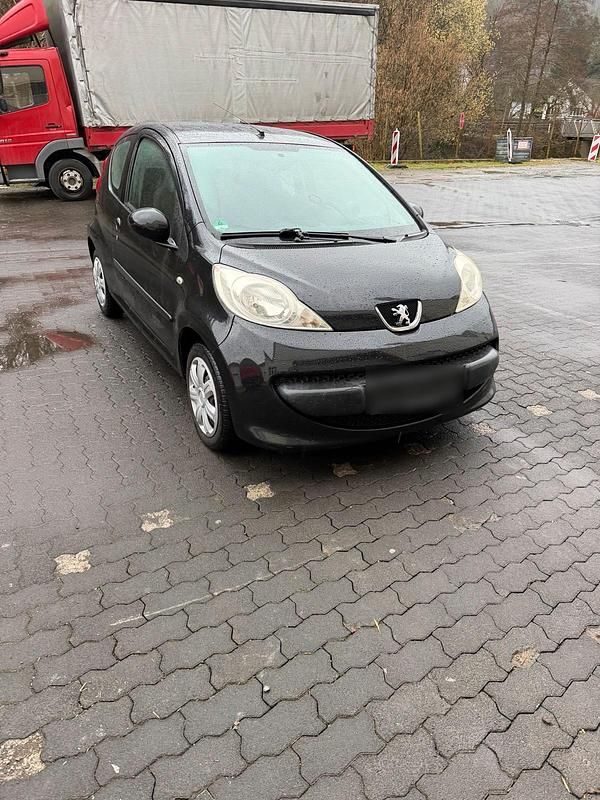 Gebraucht Citroën C1 50 PS (36 kW) 2006 Rot Kleinwagen