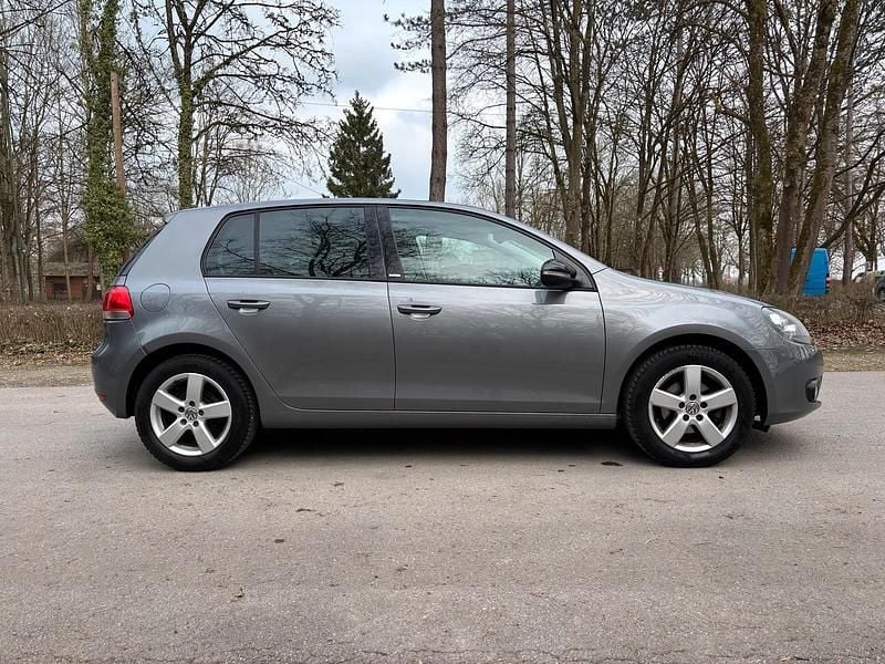 Gebraucht VW Golf VI 80 PS (58 kW) 2011 Grau Kleinwagen