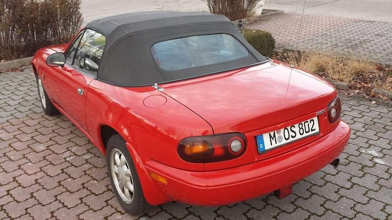 Gebraucht Mazda MX5 90 PS (66 kW) 1996 Rot Cabrio