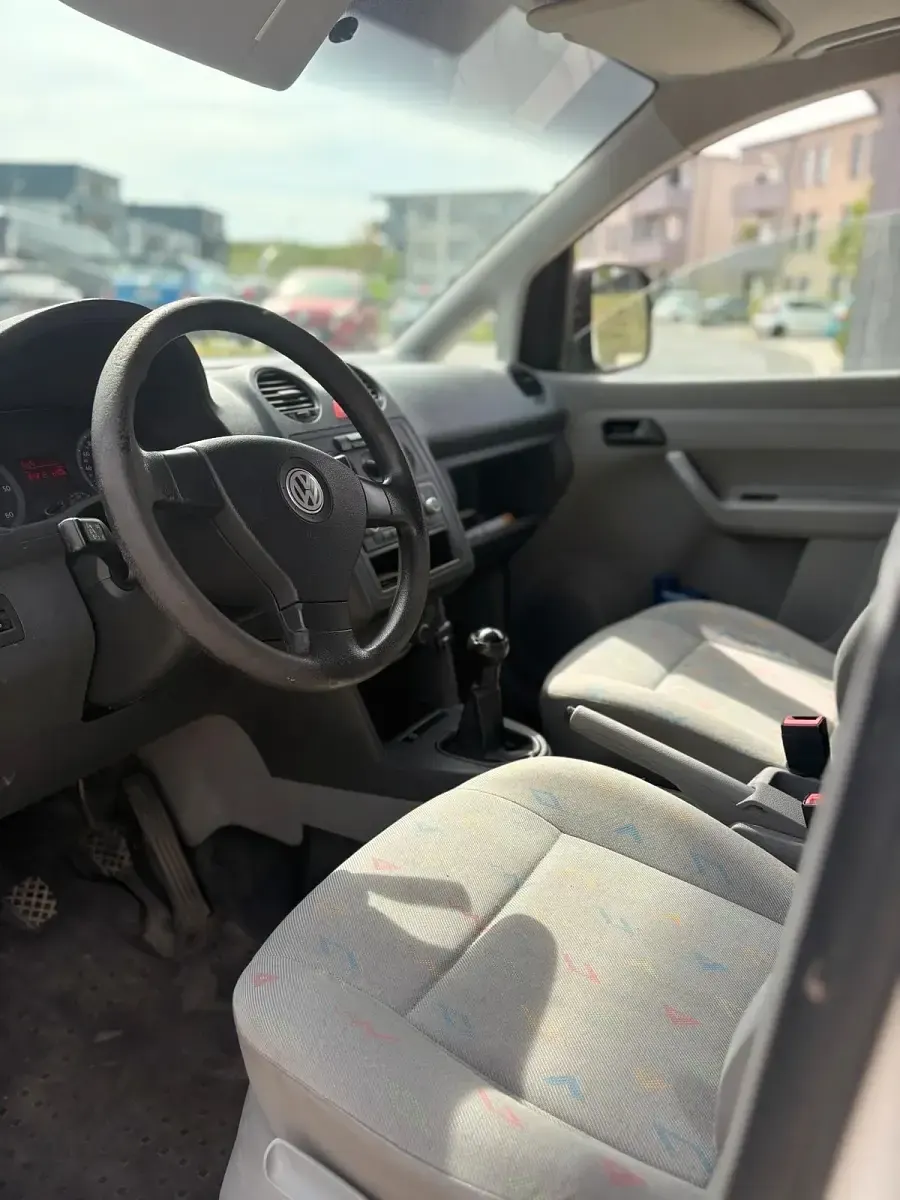 Gebraucht VW Caddy 105 PS (77 kW) 2004 Weiß Van / Kleinbus