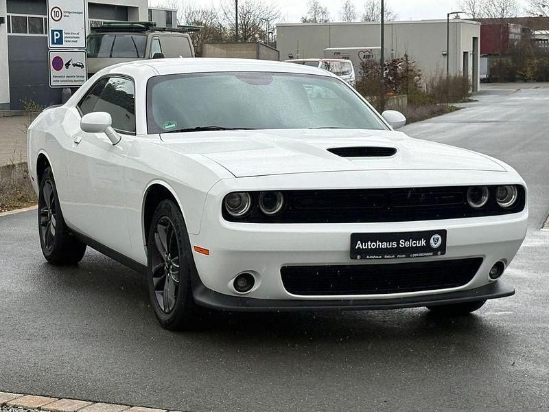 Gebraucht Dodge Challenger 305 PS (224 kW) 2019 Weiß Coupé