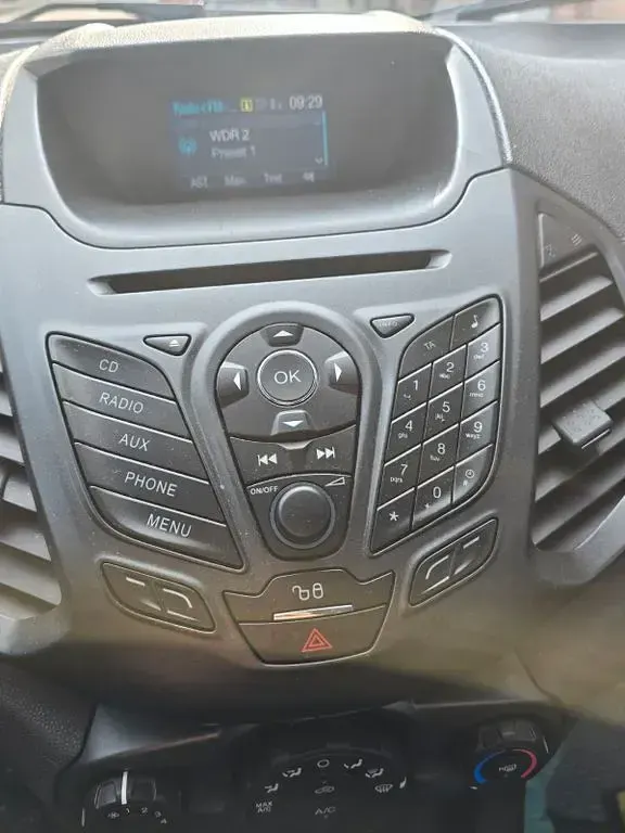 Usado Ford Ecosport S 125 CV (91 kW) 2016 Negro SUV
