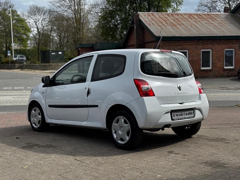Używany Renault Twingo Night&Day 75 KM (55 kW) 2011 Biały Hatchback