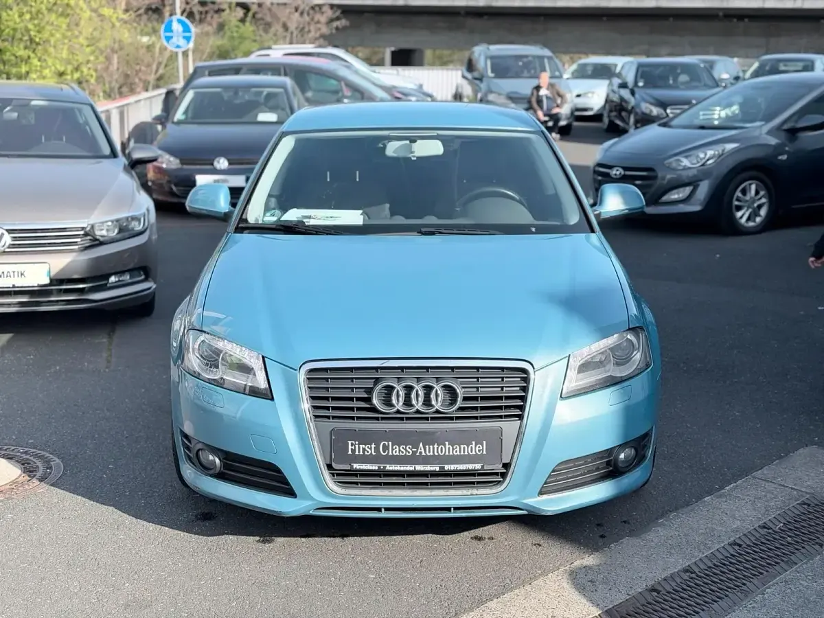 Usata Audi A3 140 CV (102 kW) 2009 Blu Utilitaria
