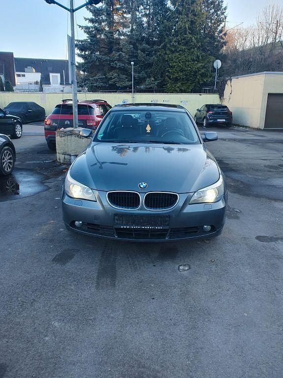 Gebraucht BMW 525 Exclusive 192 PS (141 kW) 2003 Silber Limousine