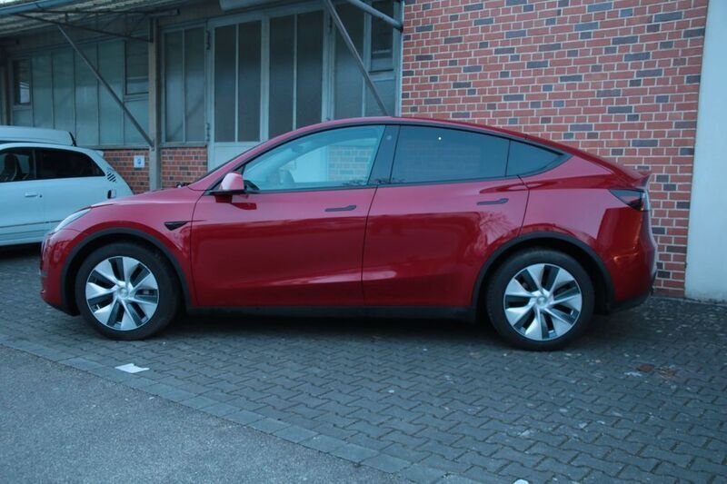 Gebraucht Tesla Model Y Long Range AWD 378 kW (514 PS) 2022 Redmulticoat SUV