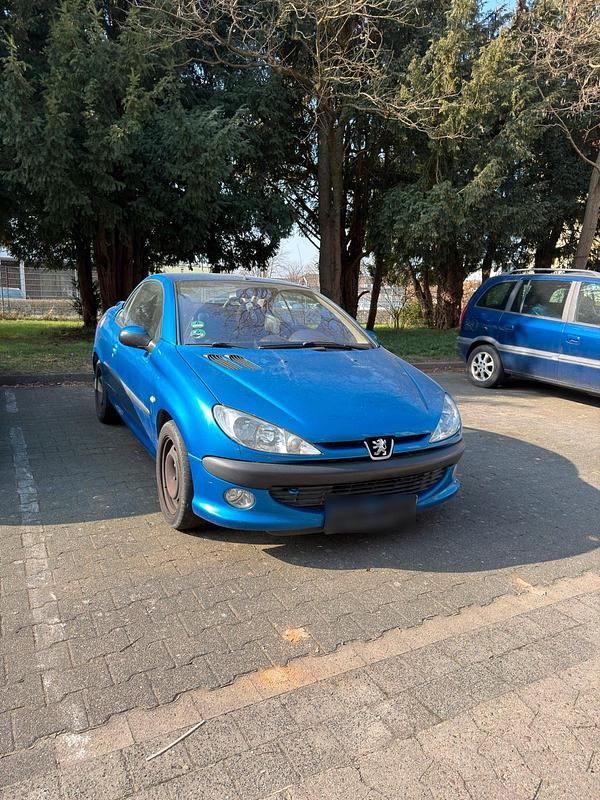 Gebraucht Peugeot 206 CC 136 PS (100 kW) 2002 Blau Cabrio