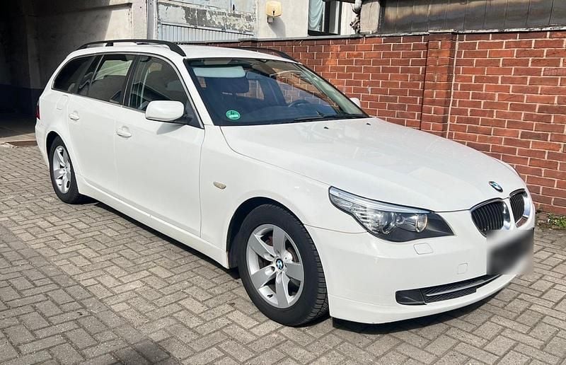 Second-hand BMW 525 197 CP (144 kW) 2007 Alb Break