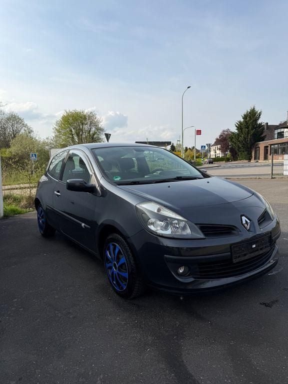 Gebraucht Renault Clio III 75 PS (55 kW) 2008 Grau Kleinwagen