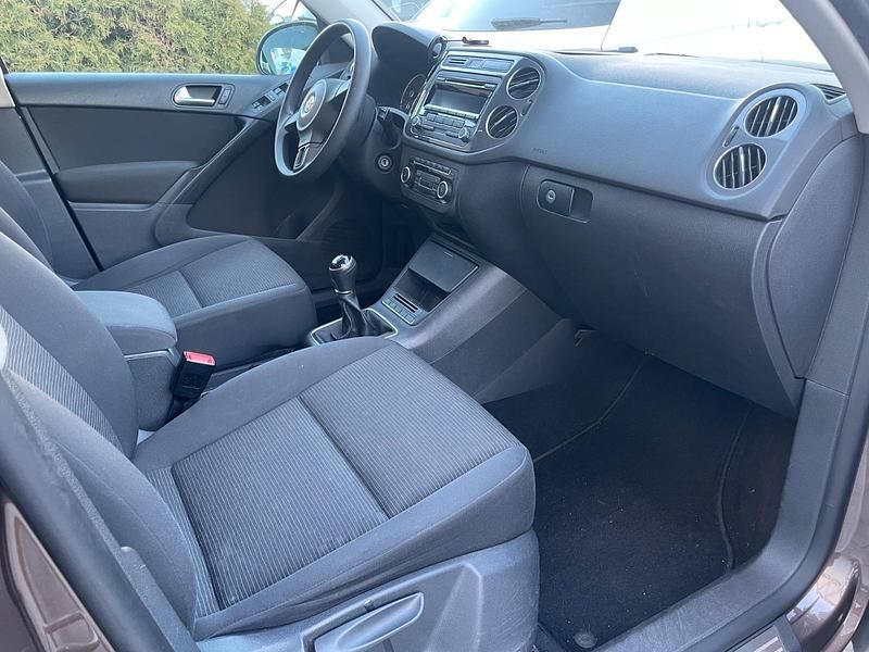 Gebraucht VW Tiguan Trendline 110 PS (80 kW) 2011 Braun SUV