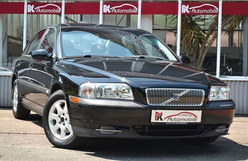 Schwarz Gebraucht 2001 Volvo S80 Comfort Limousine | 5.993 € (Etwas zu teuer) - Bild 1/4
