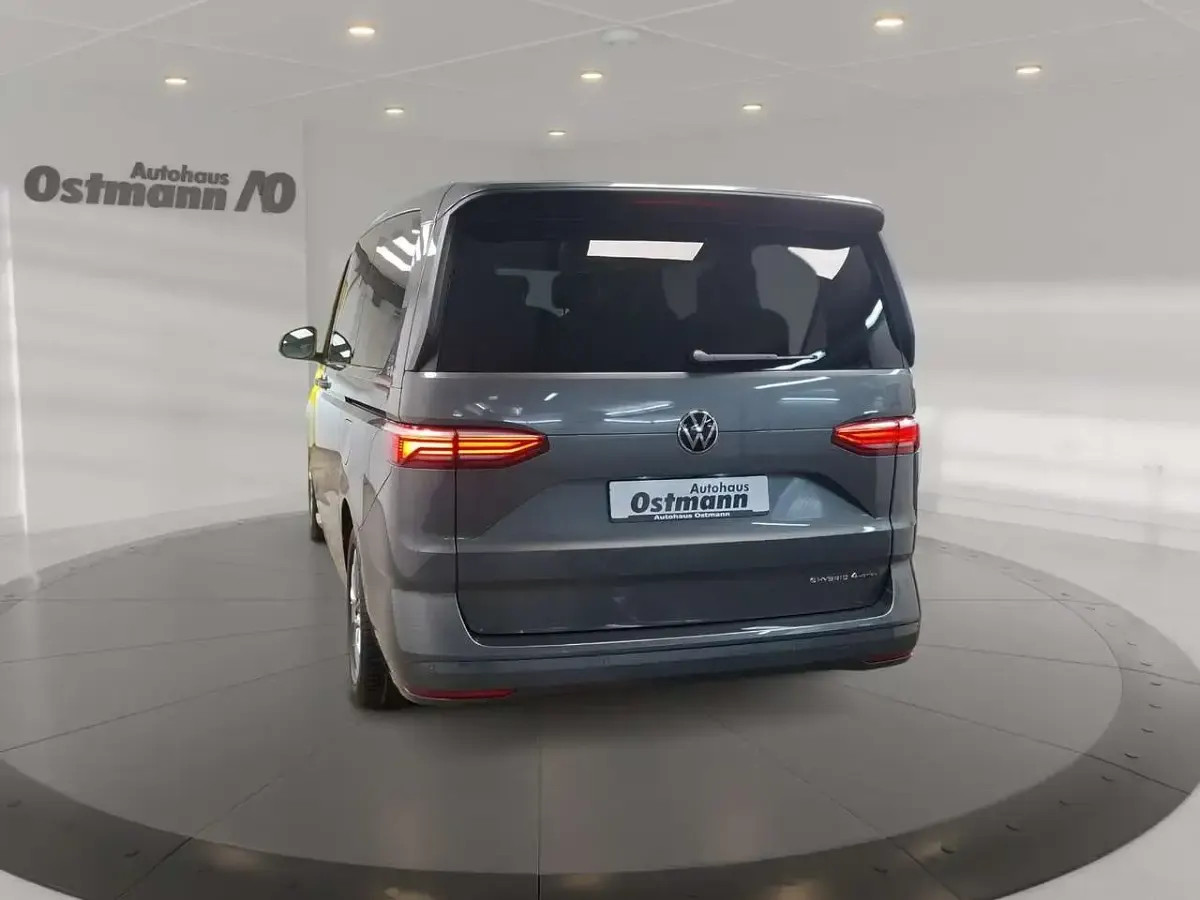 Gebraucht VW Multivan Goal 177 PS (130 kW) 2026 Indiumgrau metallic Van / Kleinbus