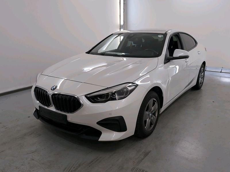 Weiß Gebraucht 2021 BMW 218 Sport Line Coupé | 19.516 € (Fairer Preis) - Bild 1/4