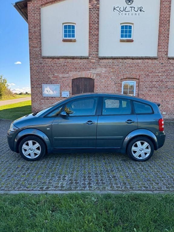Gebraucht Audi A2 S-Line 110 PS (80 kW) 2005 Grau Kleinwagen