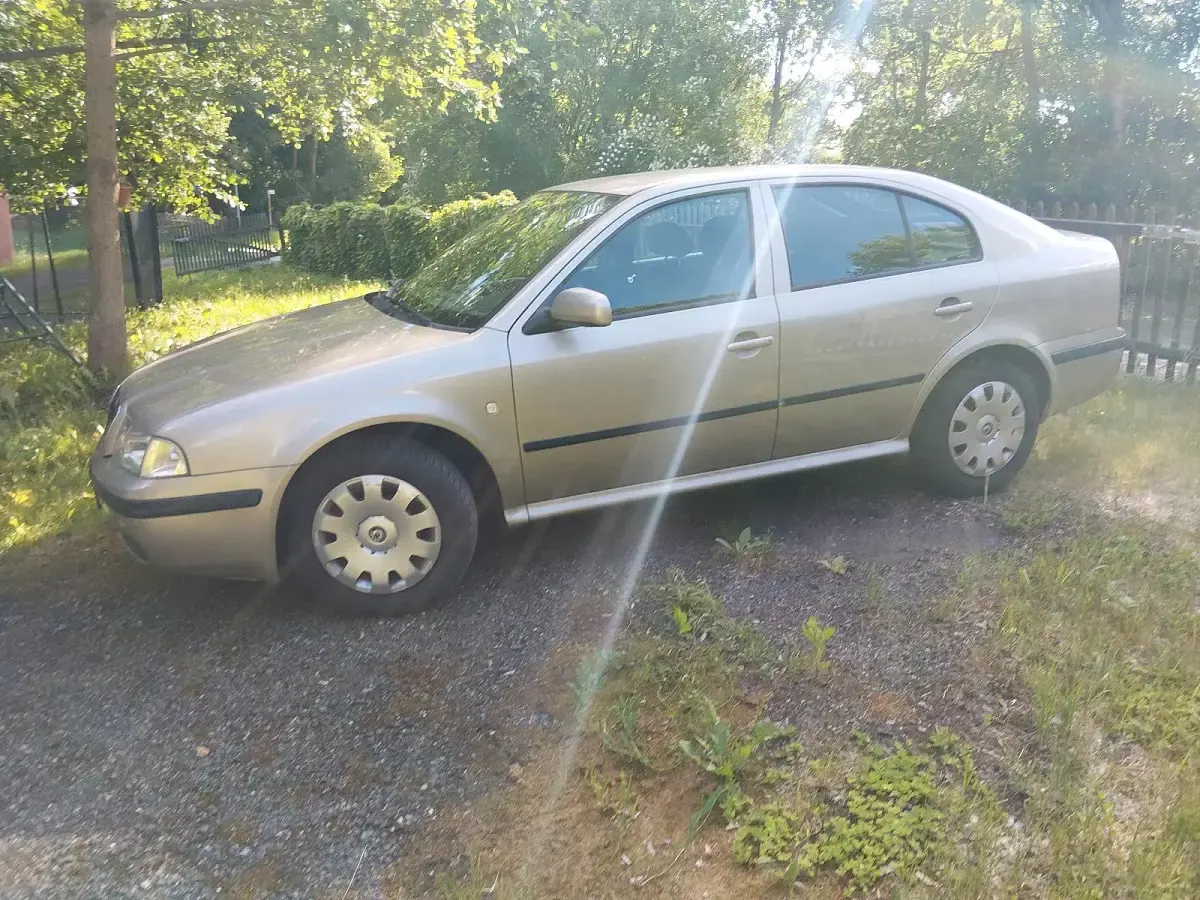 Gebraucht Skoda Octavia 102 PS (75 kW) 2005 Beige Limousine