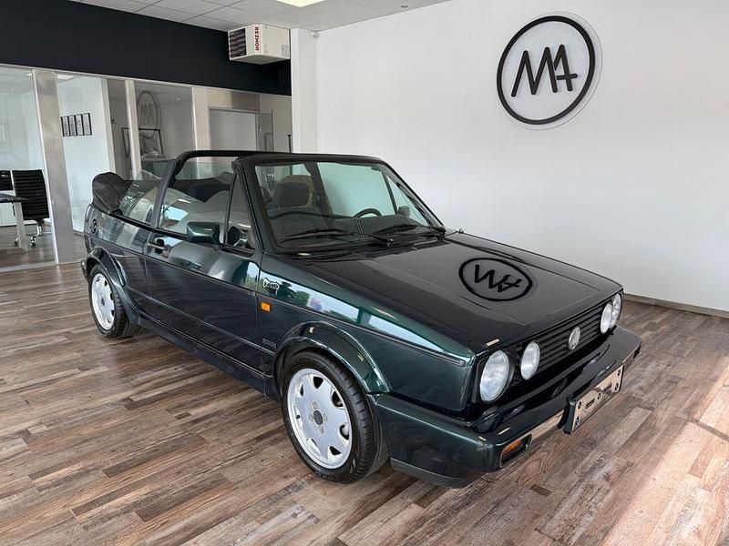 Grün Gebraucht 1992 VW Golf Cabriolet Classicline Cabrio | 18.999 € - Bild 1/4