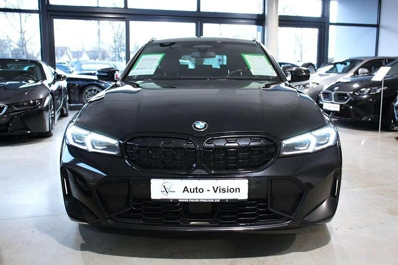Gebraucht BMW 340 374 PS (275 kW) 2022 Saphirschwarz Kombi