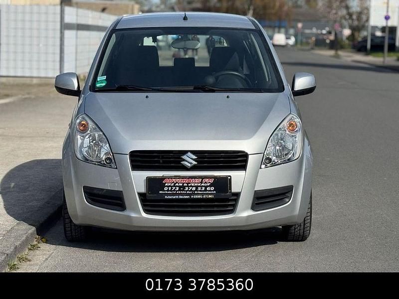 Gebraucht Suzuki Splash Club 86 PS (63 kW) 2009 Silber Kleinwagen