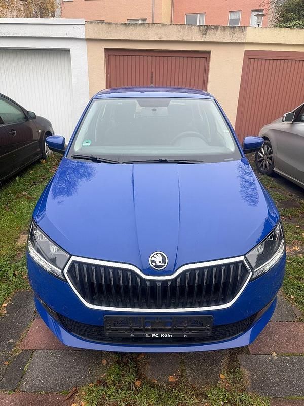 Blau Gebraucht 2019 Skoda Fabia Cool Plus Kleinwagen | 9.299 € (Guter Preis) - Bild 1/4