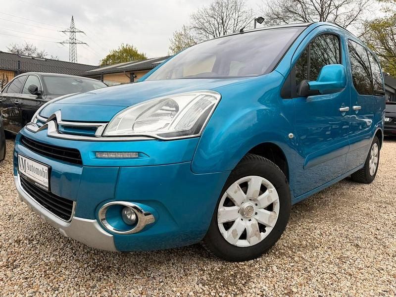 Second-hand Citroën Berlingo SELECTION 92 CP (67 kW) 2014 Albastru Monovolum