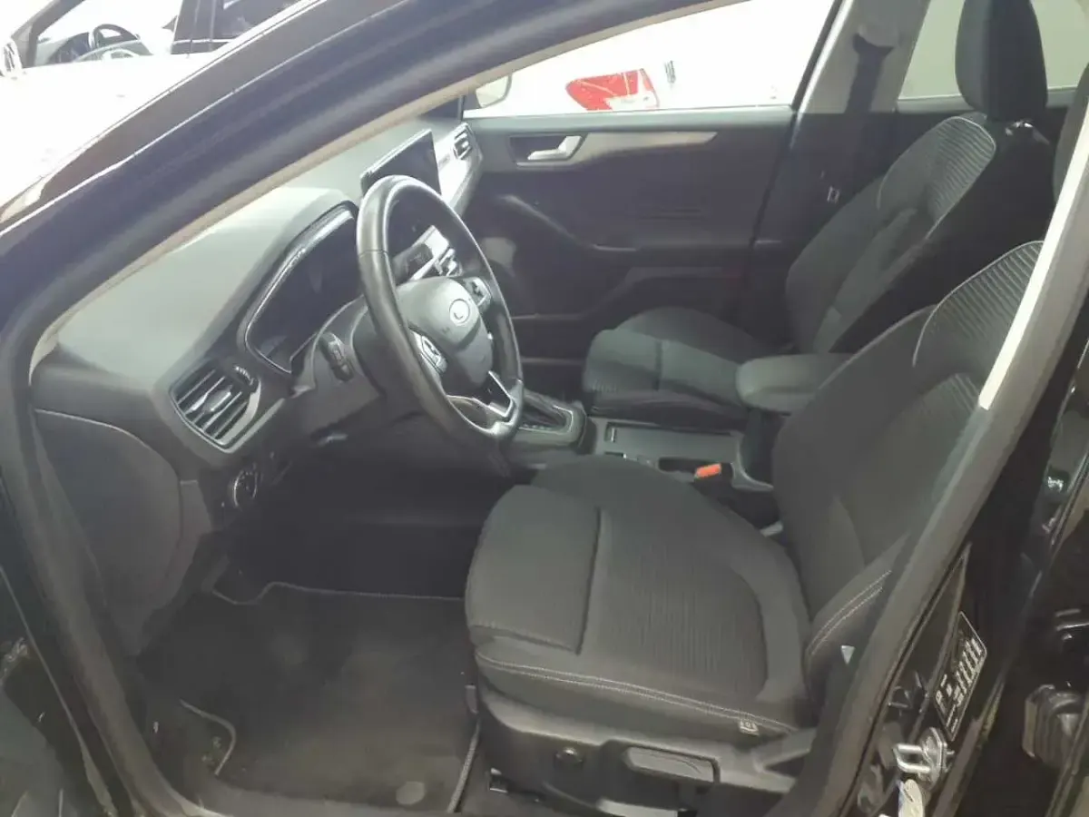Gebraucht Ford Focus Titanium X 155 PS (114 kW) 2023 Agate black metallic Kombi