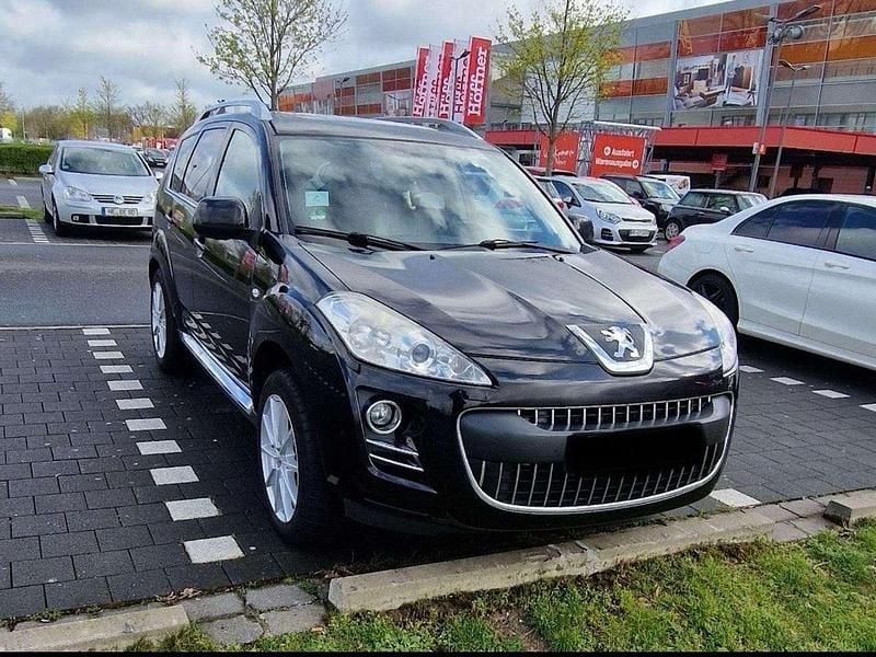 Schwarz Gebraucht 2011 Peugeot 4007 SUV | 5.500 € (Etwas zu teuer) - Bild 1/4