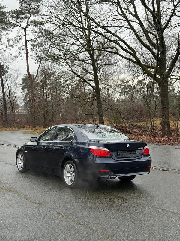 Gebraucht BMW 525 192 PS (141 kW) 2004 Blau Limousine