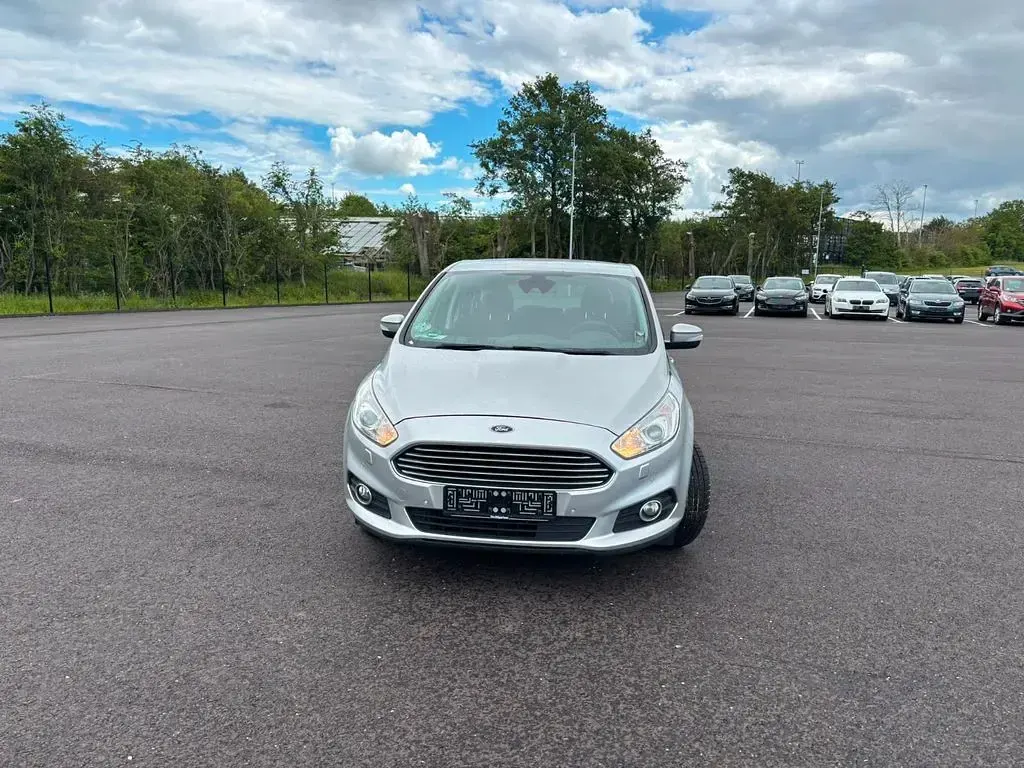 Gebraucht Ford S-MAX Trend 150 PS (110 kW) 2016 Silber Van / Kleinbus