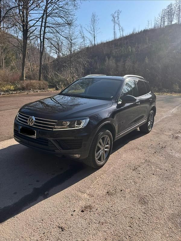 Gebraucht VW Touareg Terrain Tech 262 PS (192 kW) 2016 Schwarz SUV