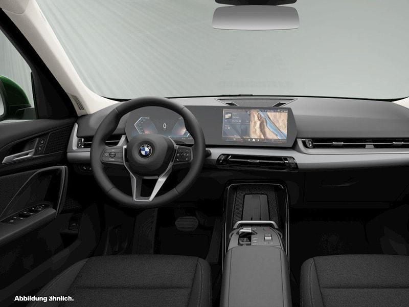 Gebraucht BMW X1 Efficient Dynamics 170 PS (125 kW) 2025 Sanremo green metallic SUV