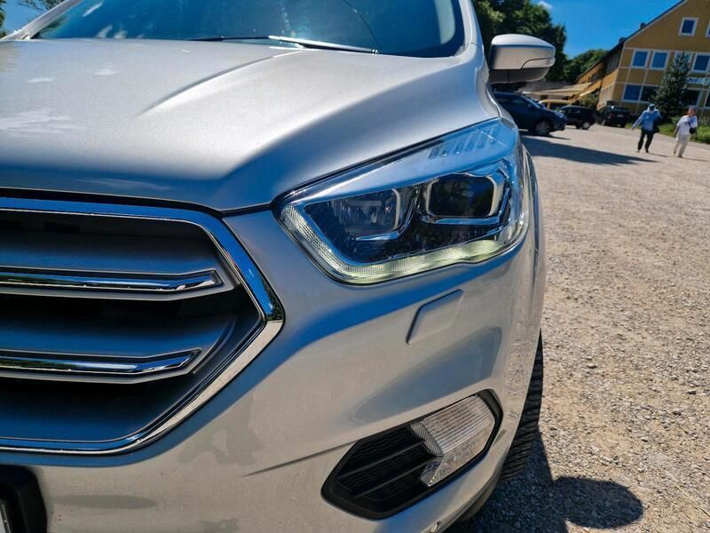 Silber Gebraucht 2020 Ford Kuga SUV | 19.200 € (Guter Preis) - Bild 1/4