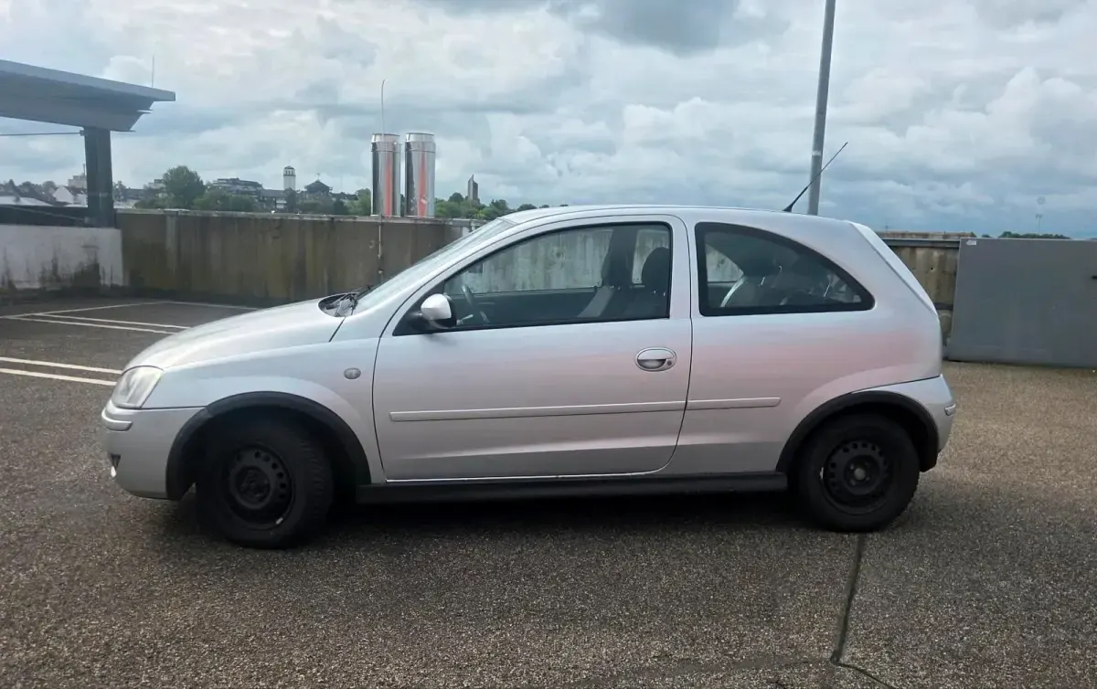 Gebraucht Opel Corsa 80 PS (58 kW) 2006 Grau Kleinwagen