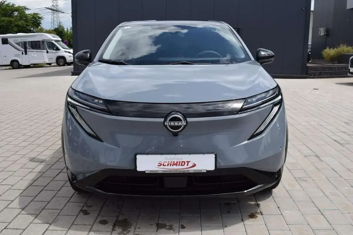 Neu Nissan Ariya Evolve 225 kW (306 PS) 2026 Ceramic grey SUV