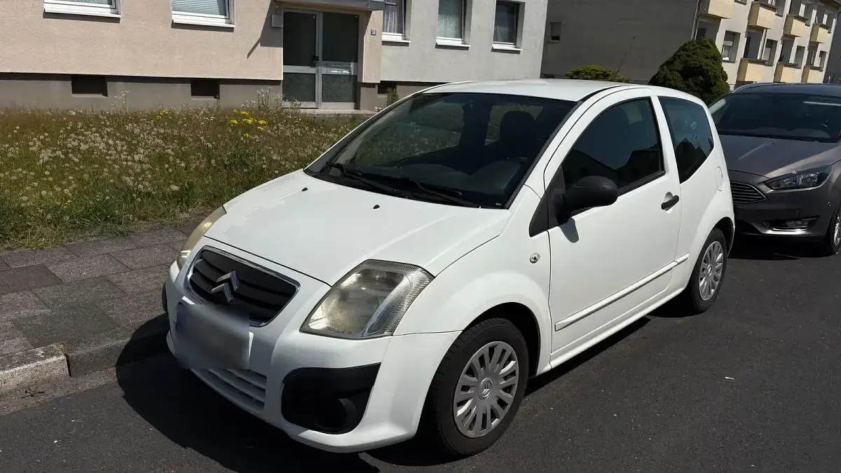 Gebraucht Citroën C2 Tonic 60 PS (44 kW) 2009 Weiß Kleinwagen