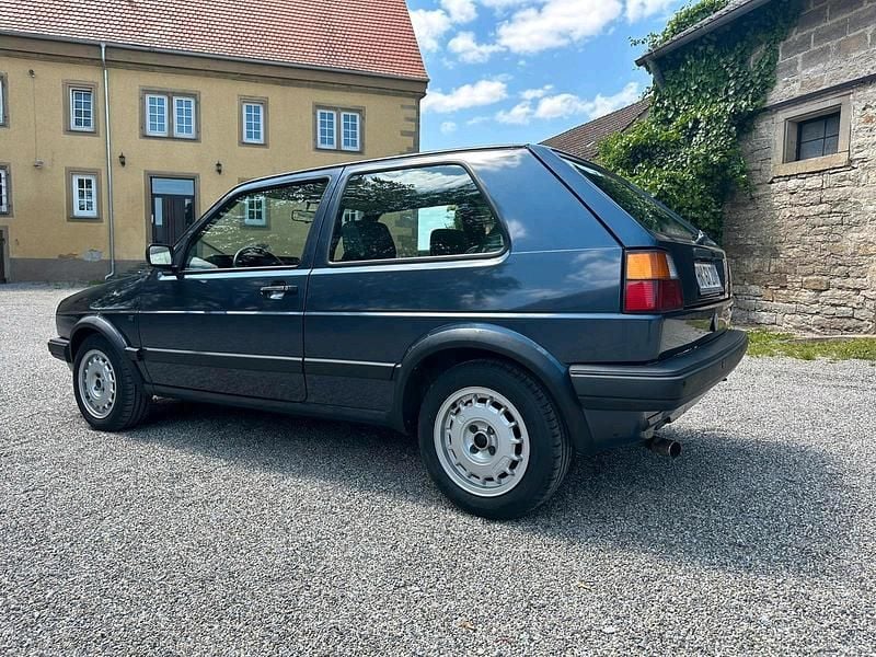 Gebraucht VW Golf II 90 PS (66 kW) 1988 Blau Kleinwagen