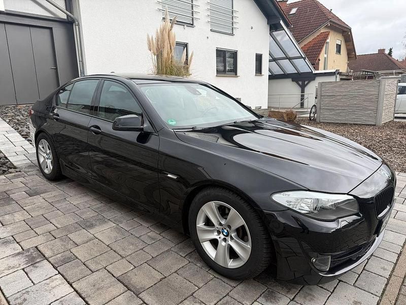 Gebraucht BMW 530 Performance 258 PS (189 kW) 2011 Schwarz Limousine