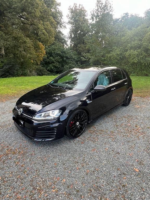 Gebraucht VW Golf VII GTD 184 PS (135 kW) 2015 Schwarz Limousine