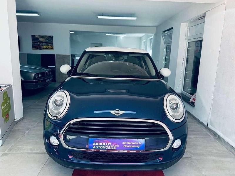 Usado Mini Cooper D 116 HP (85 kW) 2017 Azul Citadino