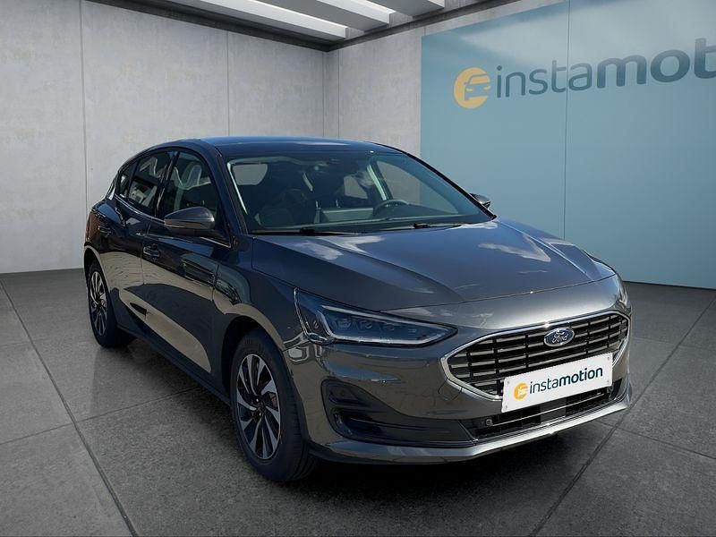 Neu Ford Focus Titanium X 155 PS (114 kW) 2025 Grau Limousine