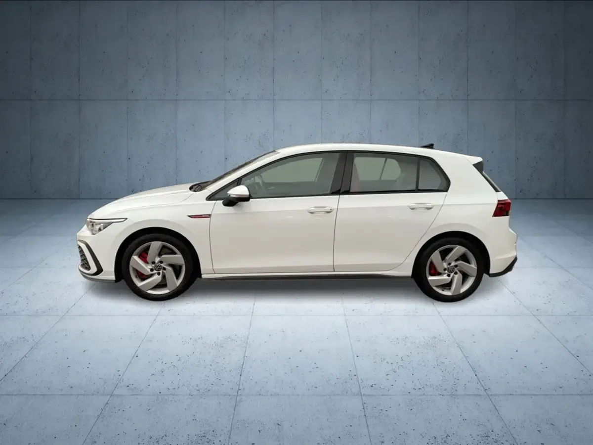 Gebraucht VW Golf VIII GTI 245 PS (180 kW) 2023 Pure white Limousine