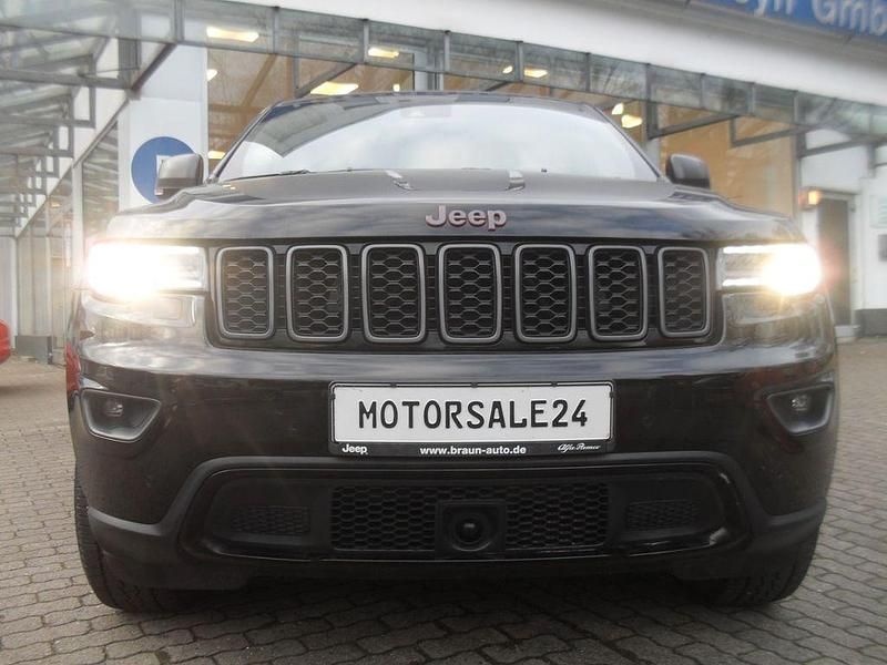 Gebraucht Jeep Grand Cherokee Trailhawk 250 PS (183 kW) 2020 Diamond black crystal p/c SUV