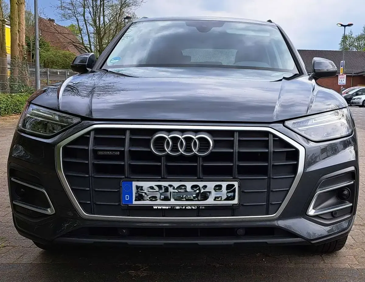 Gebraucht Audi Q5 Ambiente 204 PS (150 kW) 2022 Grau SUV