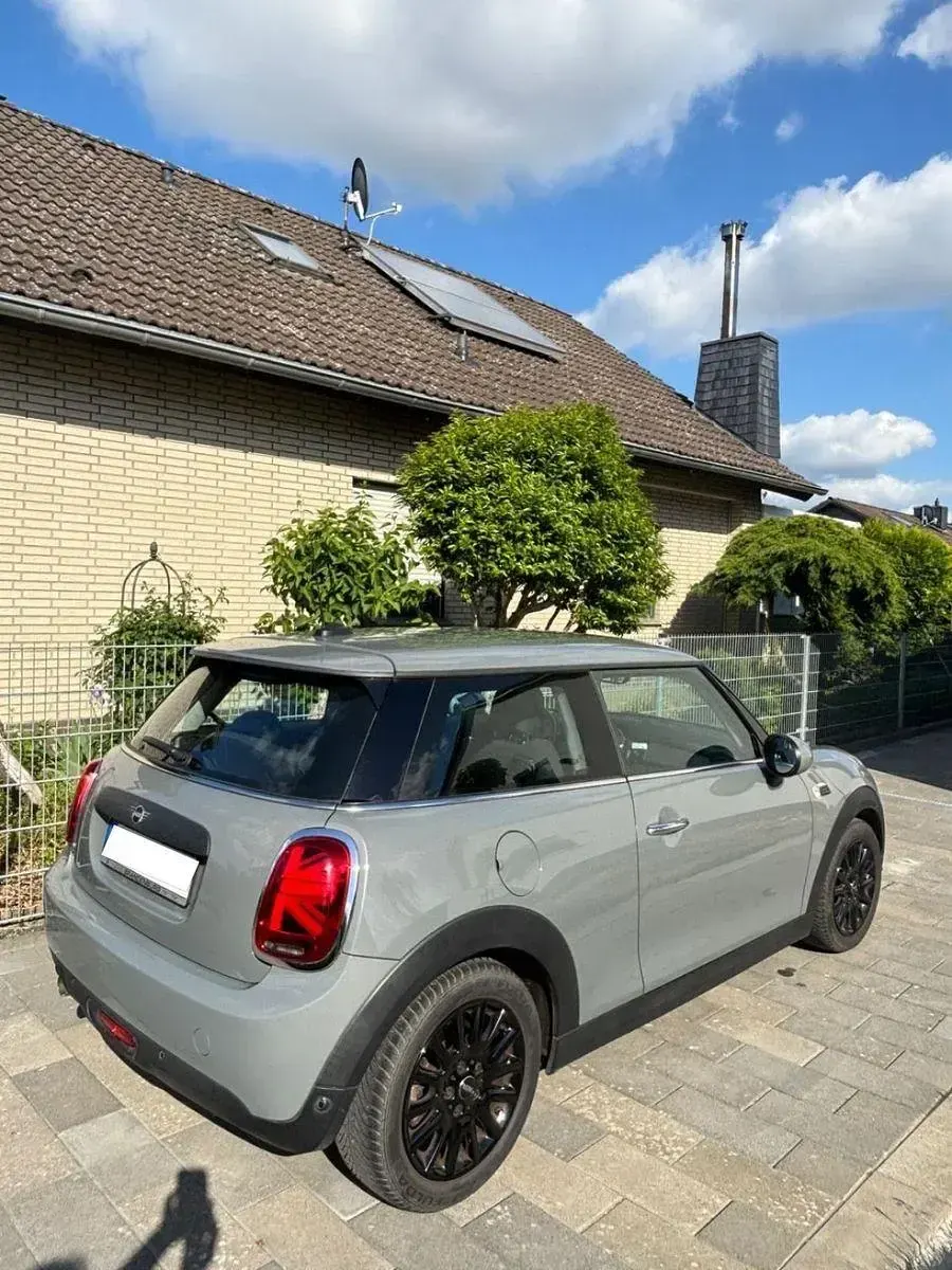 Gebraucht Mini ONE Chili 102 PS (75 kW) 2019 Grau Kleinwagen