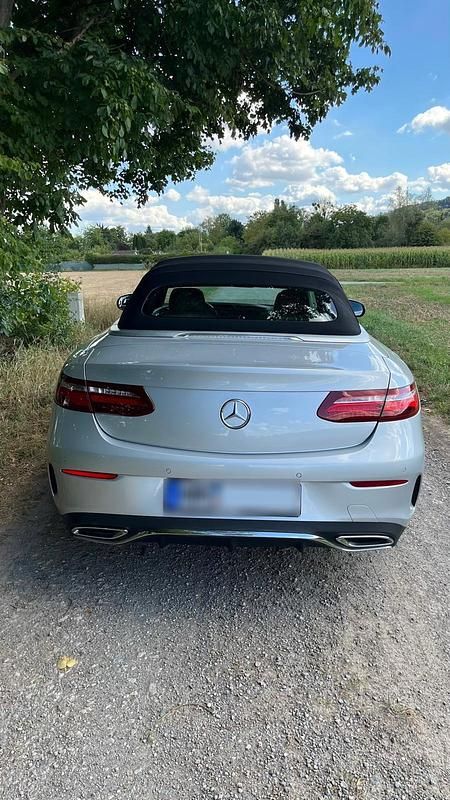 Gebraucht Mercedes E350 AMG 258 PS (189 kW) 2017 Silber Cabrio