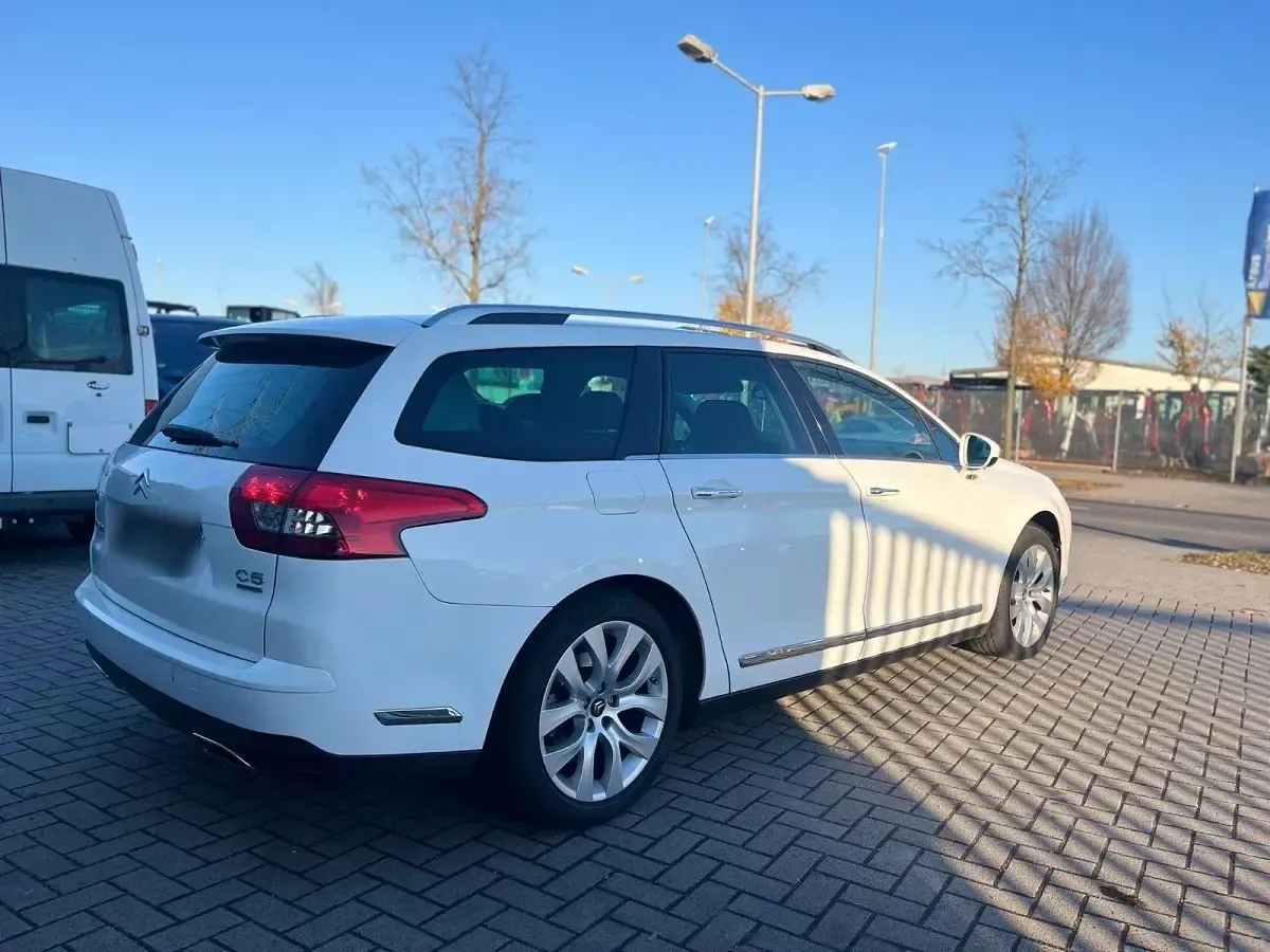 Gebraucht Citroën C5 241 PS (177 kW) 2011 Weiß Kombi