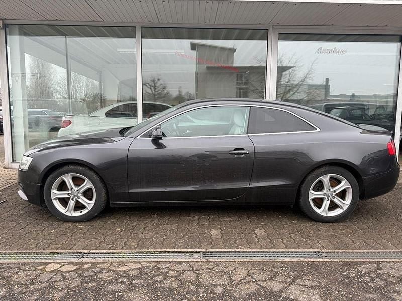 Gebraucht Audi A5 Sport 170 PS (125 kW) 2012 Grau Coupé