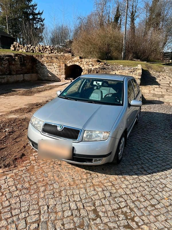 Gebraucht Skoda Fabia 75 PS (55 kW) 2001 Silber Kleinwagen