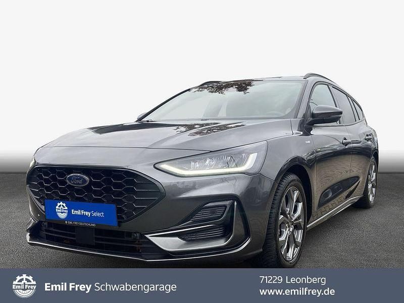Grau Gebraucht 2024 Ford Focus ST-Line X Limousine | 23.900 € (Guter Preis) - Bild 1/4