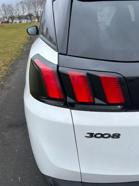 Gebraucht Peugeot 3008 165 PS (121 kW) 2017 Weiß SUV